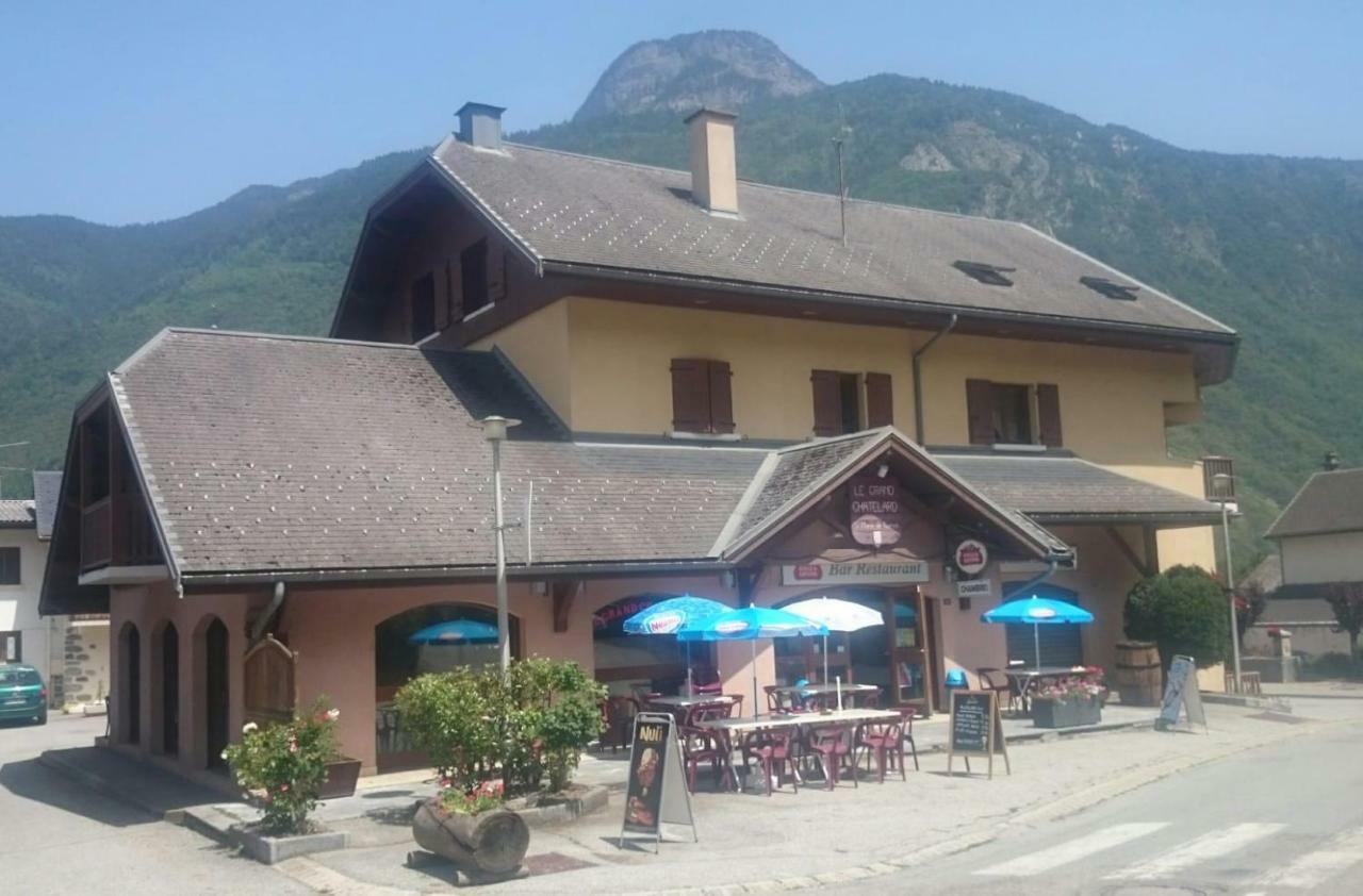Le Grand Chatelard Hotel Bar Restaurant Sainte-Marie-de-Cuines エクステリア 写真